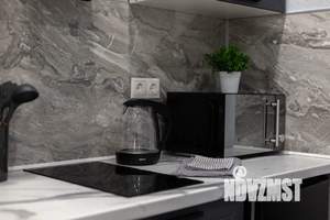 Студия квартира, посуточно, 28м2, 1/4 этаж