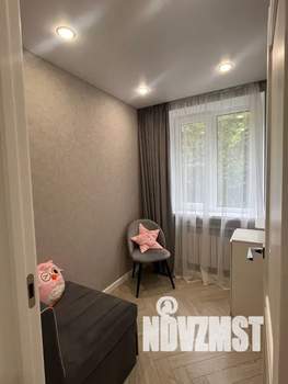 2-к квартира, посуточно, 40м2, 1/5 этаж