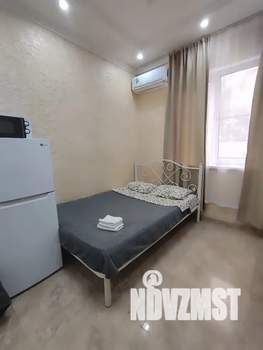 Студия квартира, посуточно, 22м2, 1/4 этаж