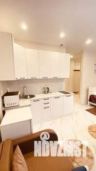 Студия квартира, посуточно, 30м2, 1/5 этаж