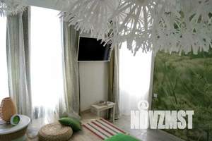 1-к квартира, посуточно, 42м2, 1/4 этаж