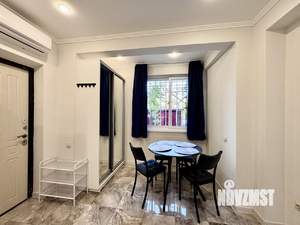 Студия квартира, посуточно, 30м2, 1/3 этаж