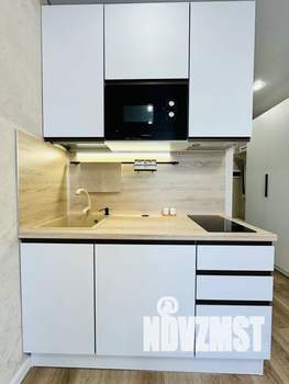 Студия квартира, посуточно, 18м2, 4/20 этаж