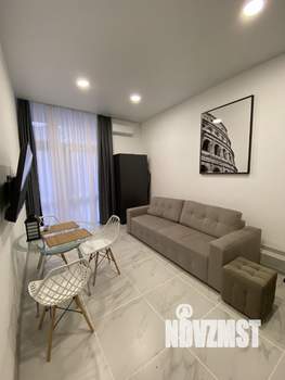 Студия квартира, посуточно, 30м2, 1/3 этаж