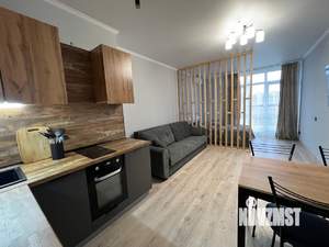 Студия квартира, посуточно, 32м2, 11/19 этаж