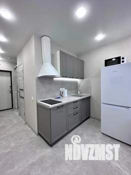 Студия квартира, посуточно, 32м2, 3/12 этаж