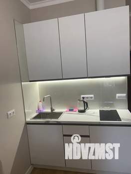 Студия квартира, посуточно, 30м2, 14/21 этаж