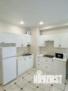 Студия квартира, посуточно, 30м2, 1/4 этаж