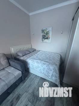 Студия квартира, посуточно, 25м2, 1/5 этаж