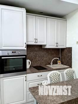 2-к квартира, посуточно, 40м2, 1/7 этаж