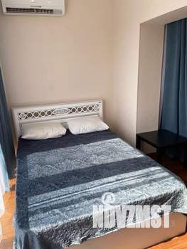 1-к квартира, посуточно, 32м2, 4/10 этаж