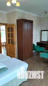 1-к квартира, посуточно, 40м2, 3/3 этаж
