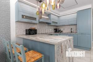 4-к квартира, на длительный срок, 140м2, 2/3 этаж