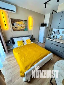 Студия квартира, посуточно, 18м2, 18/19 этаж