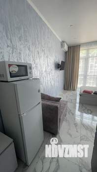Студия квартира, посуточно, 23м2, 3/3 этаж