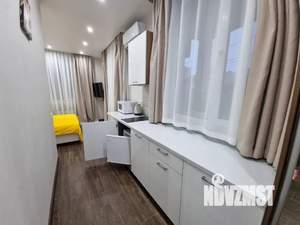 Студия квартира, посуточно, 25м2, 1/5 этаж