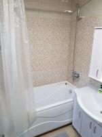 2-к квартира, посуточно, 64м2, 5/14 этаж