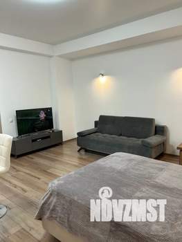 Студия квартира, посуточно, 32м2, 2/13 этаж