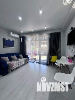 Студия квартира, посуточно, 21м2, 1/3 этаж