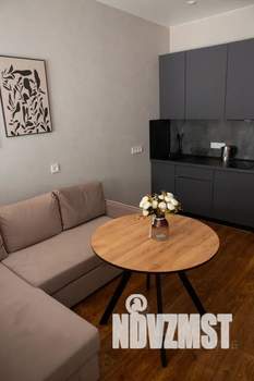 Студия квартира, посуточно, 28м2, 20/20 этаж