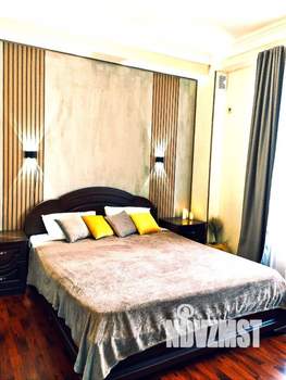 2-к квартира, посуточно, 50м2, 1/1 этаж