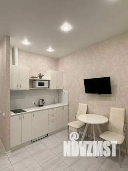 Студия квартира, посуточно, 23м2, 3/3 этаж