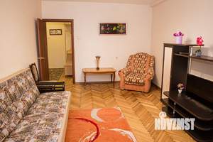 2-к квартира, посуточно, 45м2, 1/1 этаж