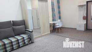 Студия квартира, посуточно, 36м2, 1/7 этаж