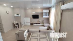 Студия квартира, посуточно, 38м2, 10/12 этаж