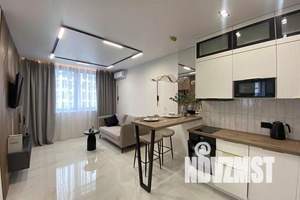 1-к квартира, посуточно, 43м2, 10/19 этаж