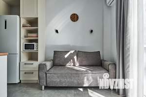 Студия квартира, посуточно, 20м2, 1/4 этаж