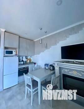 Студия квартира, посуточно, 30м2, 4/7 этаж