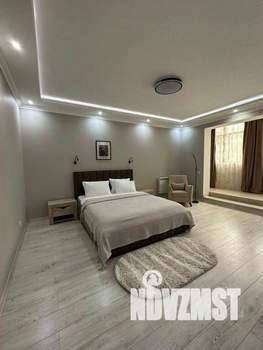 1-к квартира, посуточно, 60м2, 1/1 этаж