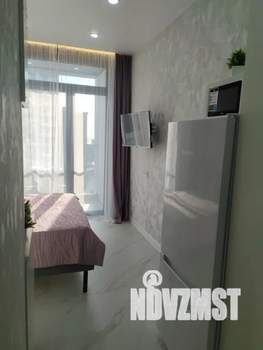 Студия квартира, посуточно, 18м2, 11/19 этаж