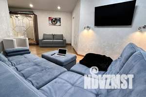 2-к квартира, посуточно, 52м2, 3/21 этаж