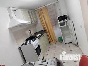 1-к квартира, посуточно, 30м2, 1/2 этаж