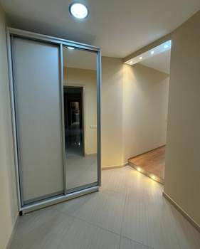 3-к квартира, на длительный срок, 130м2, 3/9 этаж