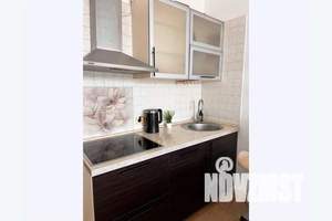 1-к квартира, посуточно, 35м2, 6/8 этаж