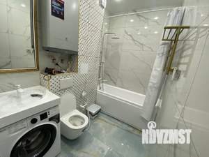 Студия квартира, посуточно, 38м2, 1/3 этаж