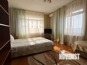 1-к квартира, посуточно, 40м2, 9/16 этаж