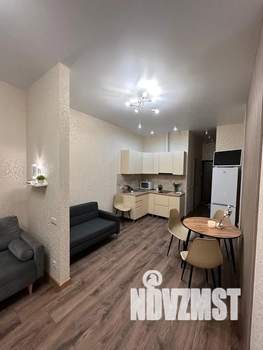 Студия квартира, посуточно, 30м2, 11/20 этаж