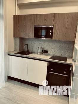 Студия квартира, посуточно, 35м2, 2/15 этаж