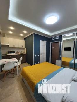 Студия квартира, посуточно, 18м2, 1/3 этаж