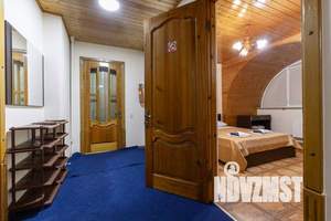 4-к квартира, посуточно, 100м2, 1/1 этаж