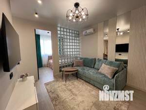 1-к квартира, посуточно, 40м2, 1/1 этаж