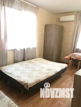 Студия квартира, посуточно, 25м2, 1/3 этаж