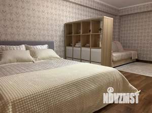 1-к квартира, посуточно, 57м2, 2/9 этаж