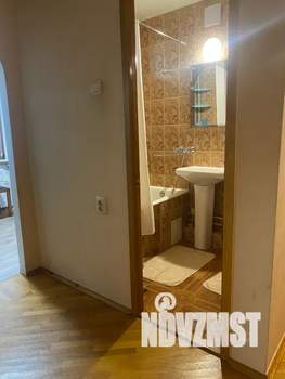1-к квартира, посуточно, 40м2, 3/5 этаж