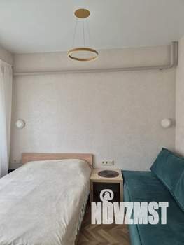 Студия квартира, посуточно, 22м2, 1/10 этаж