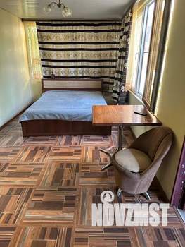 Студия квартира, посуточно, 35м2, 1/3 этаж